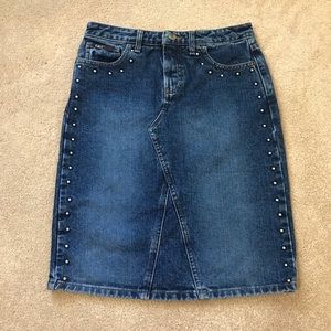 Women’s vintage jean skirt